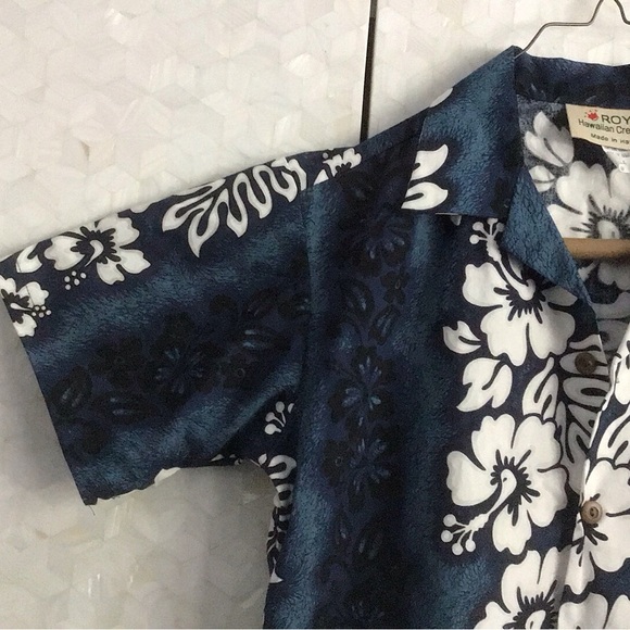 Royal Hawaiian Kids Blue Floral Button Down Shirt - Picture 4 of 8